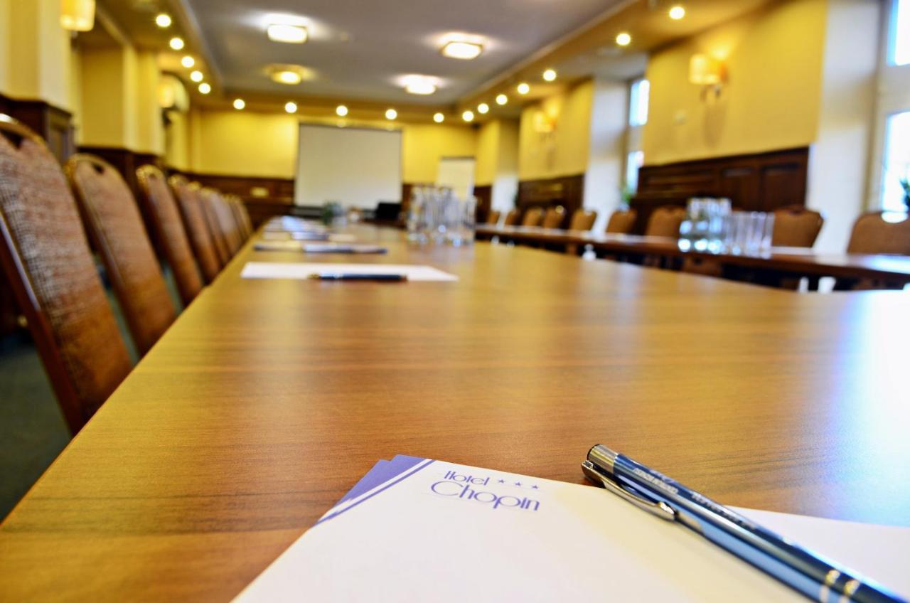 Chopin Hotel Pruszcz Gdanski ภายนอก รูปภาพ